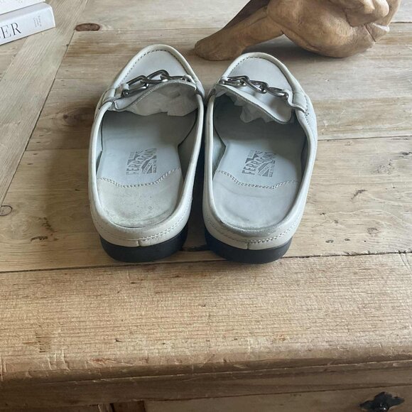 SALVATORE FERRAGAMO LEATHER SLIP ON DRIVER MULES - Picture 5 of 7